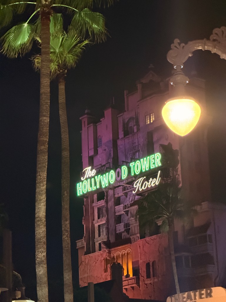 Hollywood Tower Hotel at night